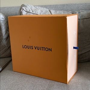 AUTHENTIC LOUIS VUITTON STORAGE BOX LARGE